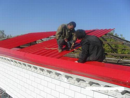 專業安裝彩鋼板房屋/北京彩鋼板廠家/彩鋼板安裝價格